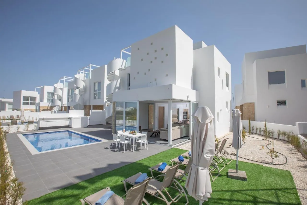 Vie Bleu 3 Bedroom Villas Protaras